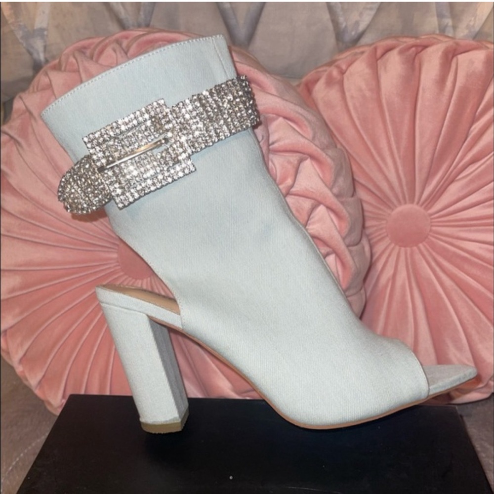 AZALEA WANG rhinestone peep‎ toe heels 8